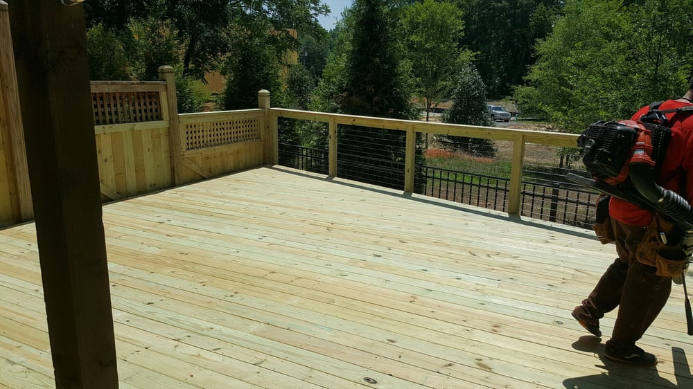 Slide of Romeros Quality Construction