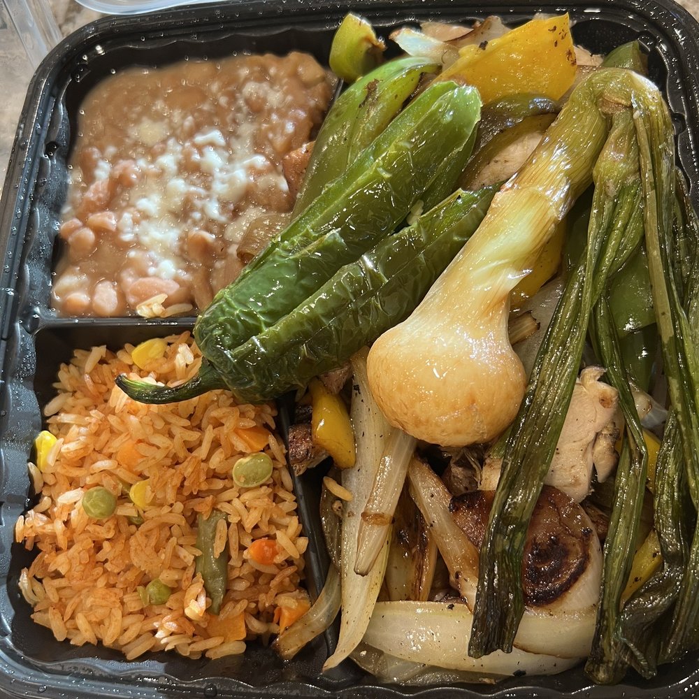 House of Tacos Grill - Chicken fajitas - Tacos Near Me - Oxnard, California House of Tacos Grill - Chicken fajitas - Tacos Near Me - Oxnard, California
