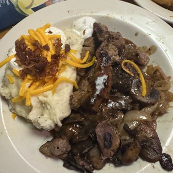 Texas Roadhouse - Beef Tips - Steakhouses Near Me - Bakersfield, California Texas Roadhouse - Beef Tips - Steakhouses Near Me - Bakersfield, California