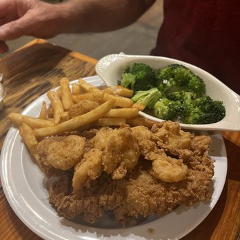 Old Mill Brewpub - Fish & Chips with shrimp - American Near Me - Lexington, South Carolina