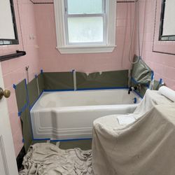 Amazing Reglazing - DURING: They covered everything up carefully.