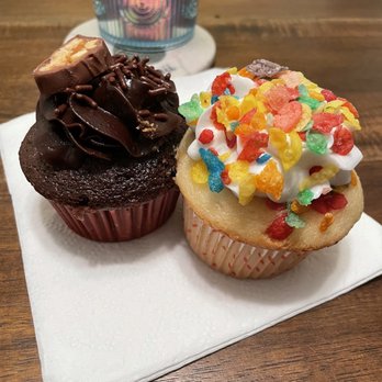 CeCe's Patisserie - Snickers Cupcake and Fruity Pebbles Cupcake - Desserts Near Me - Aiea, Hawaii CeCe's Patisserie - Snickers Cupcake and Fruity Pebbles Cupcake - Desserts Near Me - Aiea, Hawaii