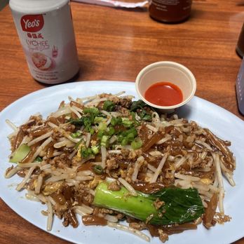Lunette - Lort cha - Cambodian Near Me - San Francisco, California