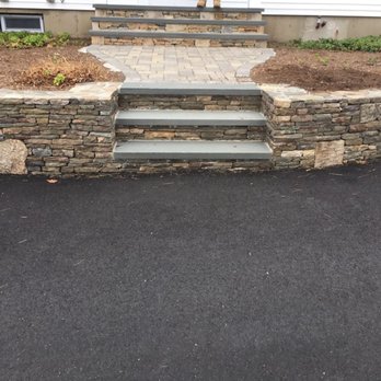 Fran Landscaping - Steps with stone wall - Landscaping Near Me - Milford, Massachusetts