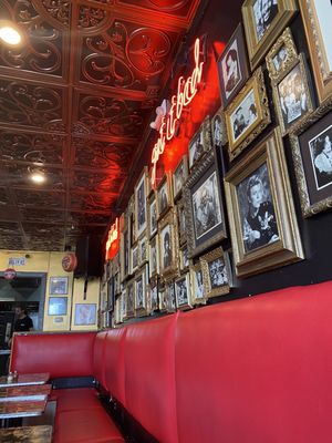 Hot For Pizza by null