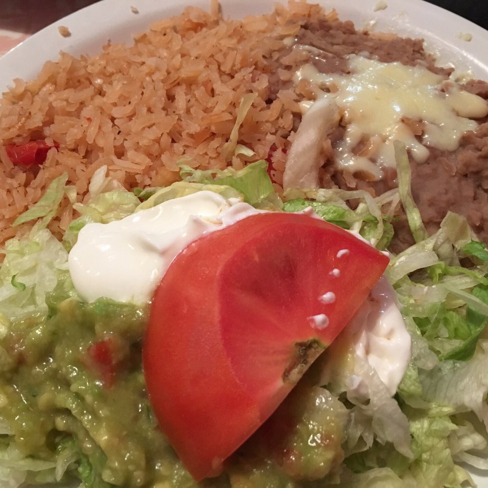 Azteca Mexican Diner - Guacamole Salad served with Chicken Fajita - Mexican Near Me - Falconer, New York Azteca Mexican Diner - Guacamole Salad served with Chicken Fajita - Mexican Near Me - Falconer, New York