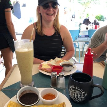 Que Huevos - Breakfast & Brunch Near Me - Playa del Carmen, ROO Que Huevos - Breakfast & Brunch Near Me - Playa del Carmen, ROO