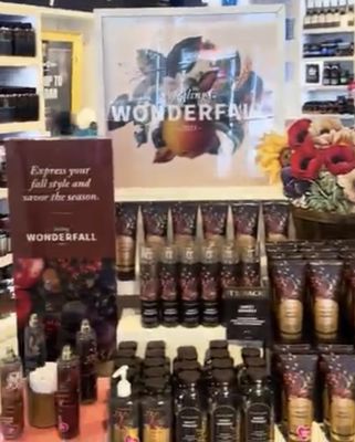 BATH & BODY WORKS - Updated July 2025 - 10 Reviews - 2829 Taylor Rd ...