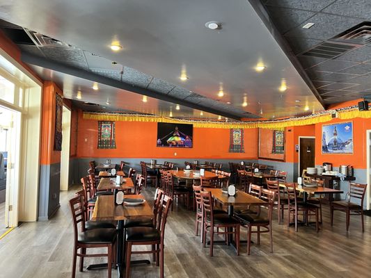 Tikka & Grill 6 th ave by null