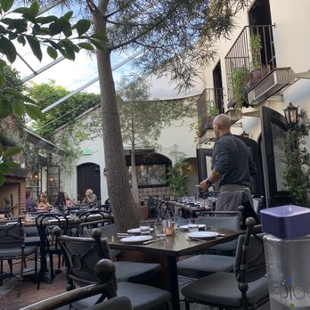 AOC - Our new favorite outdoor space! - Cocktail Bars Near Me - Los Angeles, California