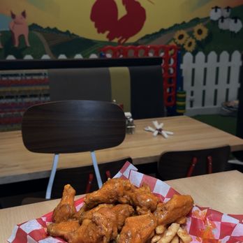 Roost Chicken & Biscuits - American Near Me - Chicago, Illinois