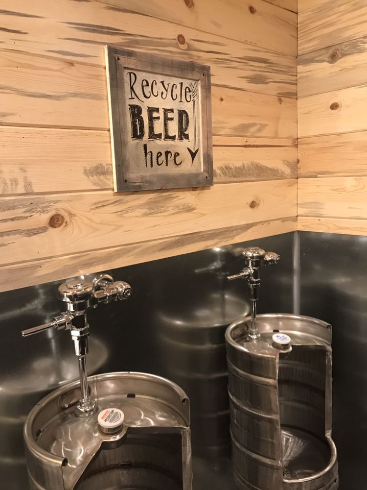 Food from The Dugout Bar-B-Q