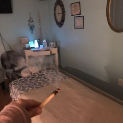 Massage Nirvana n' Bodyworks - Palo Santo before relaxing massage