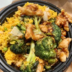 Hunan Wok - FREAKING FANTASTIC Chicken W. Broccoli  10/10