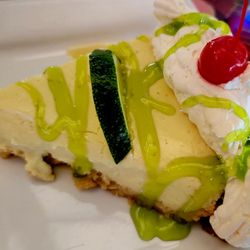 Manatee Island Bar and Grill - Key lime pie