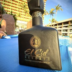 El Cid Castilla Beach - El cid's tequila