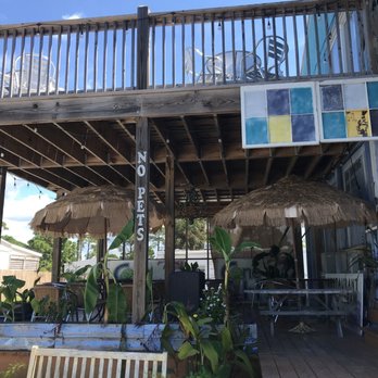 Cone Heads 8020 - Patio - Ice Cream & Frozen Yogurt Near Me - Port Saint Joe, Florida