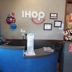 IHOP - Host/Hostess station