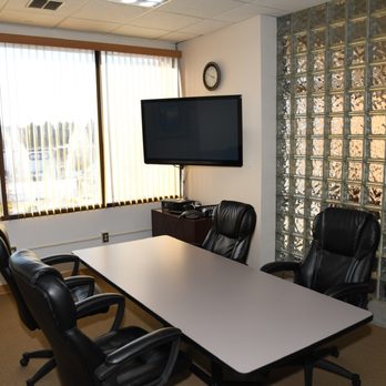 Fox Chapel Executive Suites - conference toom - Shared Office Spaces Near Me - Pittsburgh, Pennsylvania Fox Chapel Executive Suites - conference toom - Shared Office Spaces Near Me - Pittsburgh, Pennsylvania