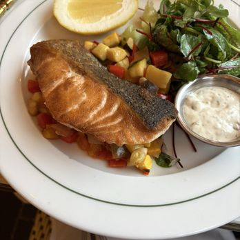 Bistro Du Jour - Salmon - French Near Me - Washington, DC, District of Columbia