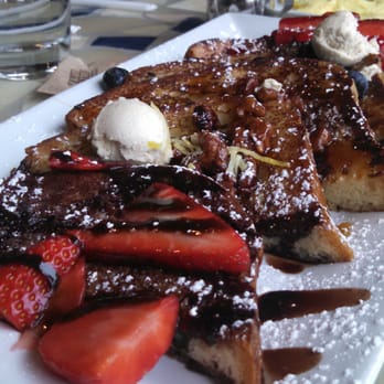 Batter & Berries - French toast flight - Breakfast & Brunch Near Me - Chicago, Illinois Batter & Berries - French toast flight - Breakfast & Brunch Near Me - Chicago, Illinois