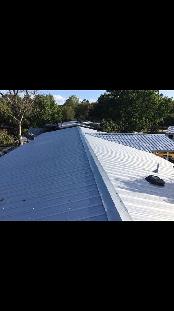 Slide of Reiter Roofing