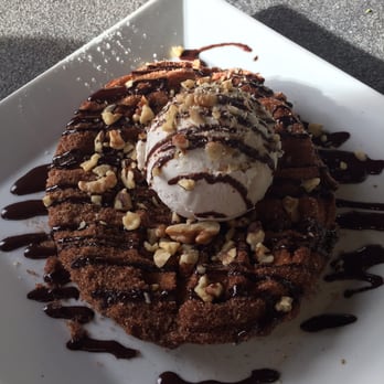 Seabirds Kitchen - Off the chains!!! Churro and vanilla ice cream! - Vegan Near Me - Costa Mesa, California