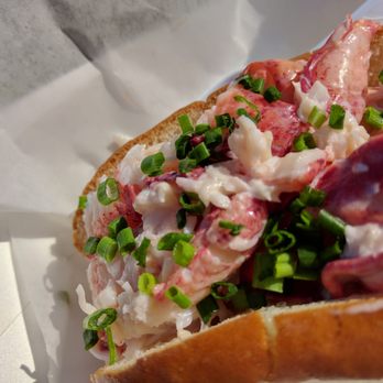 Bite Into Maine - Maine style - Seafood Near Me - Cape Elizabeth, Maine