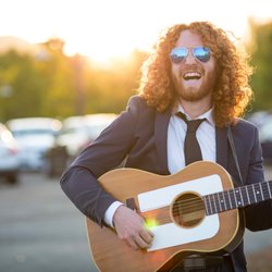 Ivy Hill Entertainment - JD Lyon - Singer, Band Leader, DJ/MC (c) Nick Wolf