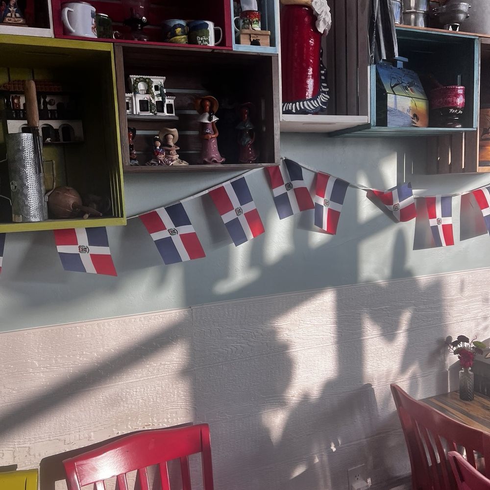 Milly's Dominican Kitchen - Dining area. - Dominican Near Me - Cape Coral, Florida