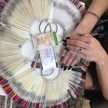 Hellen Happy Nails - Waxing Near Me - Lakewood, California Hellen Happy Nails - Waxing Near Me - Lakewood, California