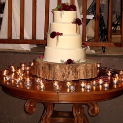 Timothy's Bakery - Wedding Cake by Timothy's Bakery 10/09