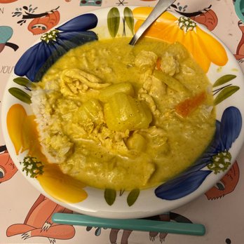 Thai Thai Restaurant - Thai 41. Yellow Curry - Thai Near Me - Oceanside, California