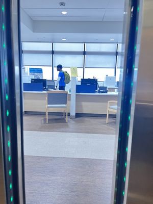 UT Southwestern Medical Center by null