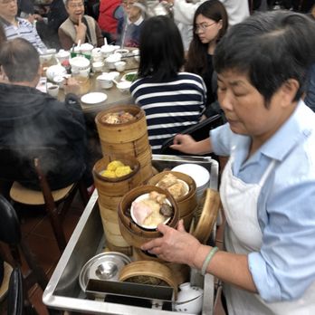 蓮香茶室 - Cantonese Near Me - Hong Kong, HK