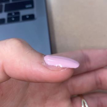 Lee Nails - All of nails look like this from the side - Nail Salons Near Me - Chicago, Illinois Lee Nails - All of nails look like this from the side - Nail Salons Near Me - Chicago, Illinois
