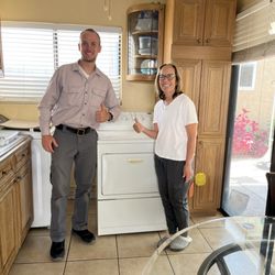 Fast-Fix Appliance Repair - Dry fix and service technician.