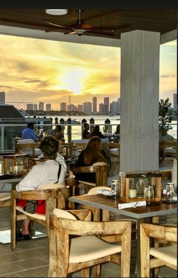 Pamplemousse on the Bay by null
