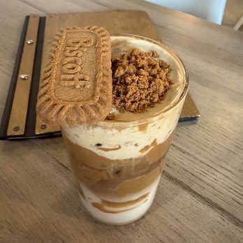 SYNT Coffee - Biscoff einspanner - Coffee & Tea Near Me - Los Angeles, California