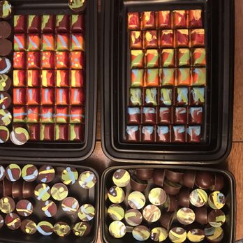 CocoTutti Chocolates - a variety of chocolates - Chocolatiers & Shops Near Me - Brisbane, California