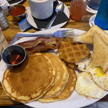 Treylor Park - Ordered double downer and a watermelon mimosa. Will definitely be back. Service was great! - Diners Near Me - Savannah, Georgia Treylor Park - Ordered double downer and a watermelon mimosa. Will definitely be back. Service was great! - Diners Near Me - Savannah, Georgia
