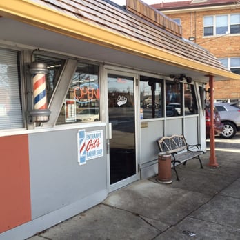 Gil's Barber Shop - Barbers Near Me - Cincinnati, Ohio Gil's Barber Shop - Barbers Near Me - Cincinnati, Ohio