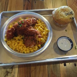 Social House Orlando - Buffalo chicken macaroni and cheese