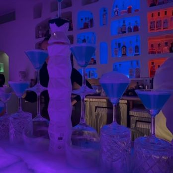 Elia - Bar area - Wine Bars Near Me - San Carlos, California