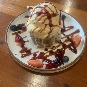 Hook & Anchor - Fresh bread pudding - Seafood Near Me - Costa Mesa, California Hook & Anchor - Fresh bread pudding - Seafood Near Me - Costa Mesa, California