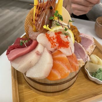 Sushi Nori - chirashi bowl - Sushi Bars Near Me - Seattle, Washington Sushi Nori - chirashi bowl - Sushi Bars Near Me - Seattle, Washington