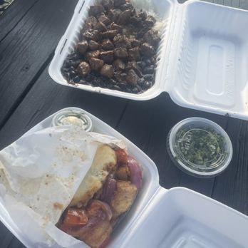 Chellas Arepa Kitchen - Grilled Steak Bowl and Lomo Arepa - Venezuelan Near Me - Lancaster, Pennsylvania