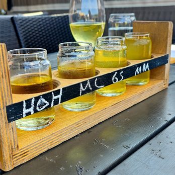 Slabtown cider - Pizza Near Me - Uxbridge, Ontario Slabtown cider - Pizza Near Me - Uxbridge, Ontario