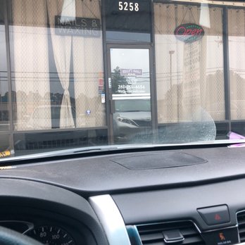 Kelly's Nails & Spa - It's the building of the location for the salon. - Nail Salons Near Me - Spring, Texas Kelly's Nails & Spa - It's the building of the location for the salon. - Nail Salons Near Me - Spring, Texas