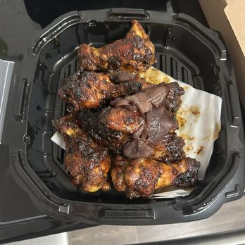 V Pizza + Flask & Cannon - Bbq wings - Pizza Near Me - Jacksonville Beach, Florida V Pizza + Flask & Cannon - Bbq wings - Pizza Near Me - Jacksonville Beach, Florida
